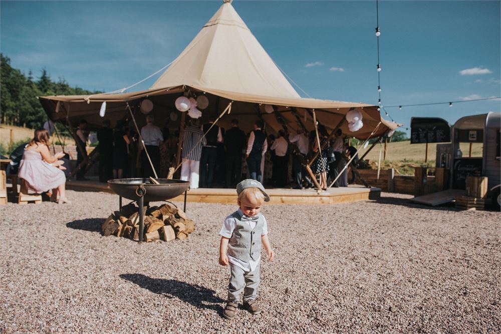 Bridal Barn wedding venue in Upper Farmcote