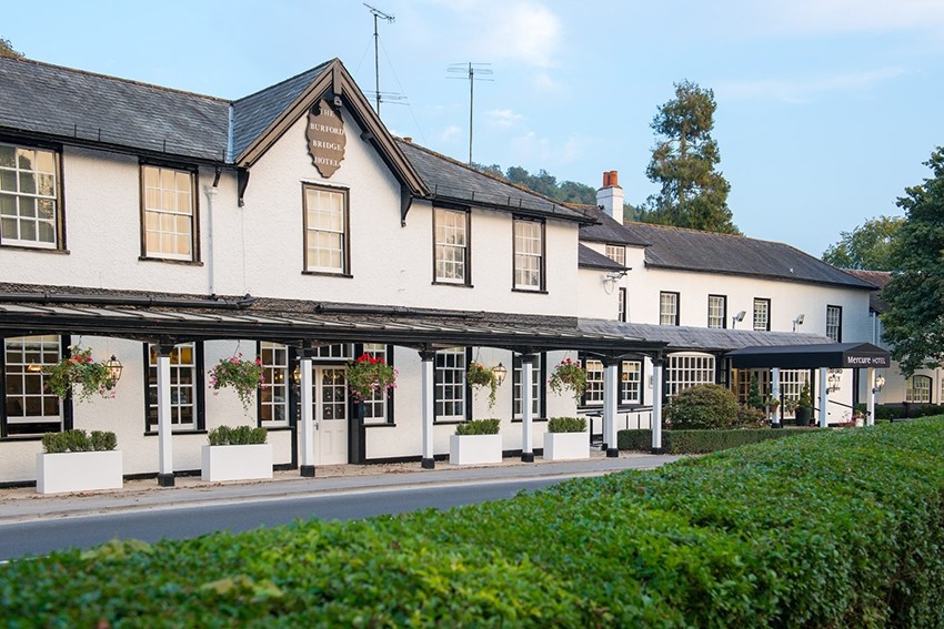 Mercure Box Hill Burford Bridge Hotel wedding venue in Dorking