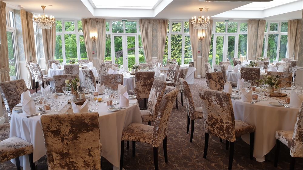Farnham House Hotel wedding venue in Farnham