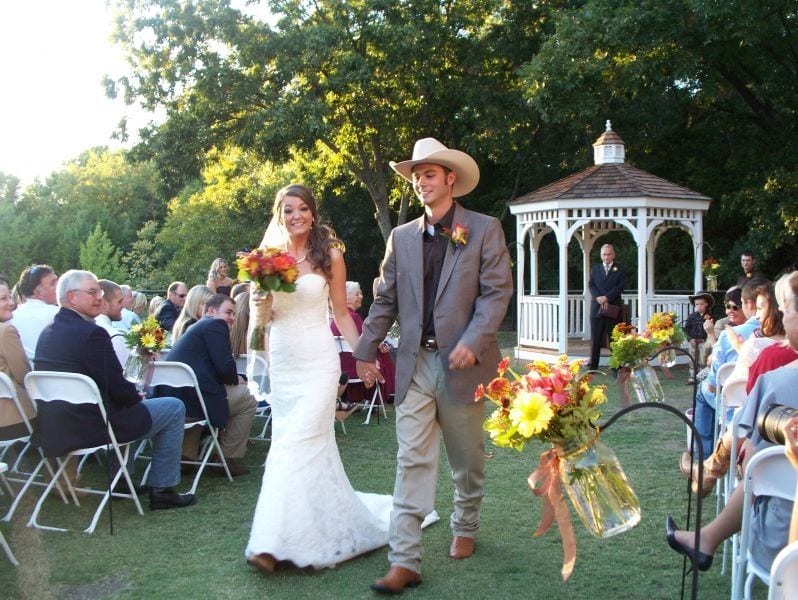 1899 Farmhouse wedding venue in Princeton