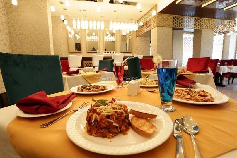 Comfort Inn Sapphire wedding venue in MI Road