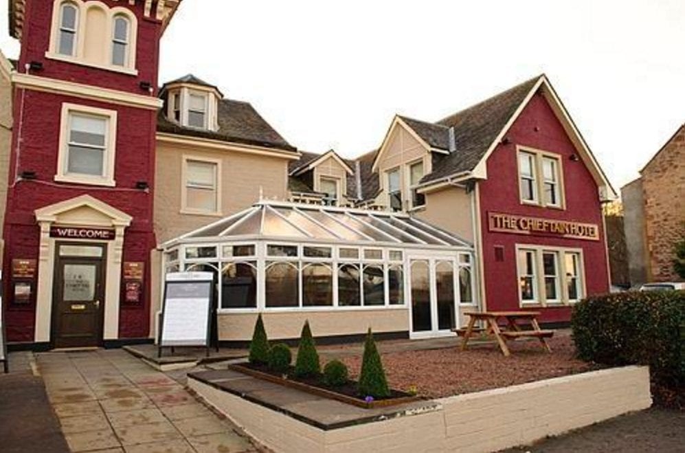 Chieftain Hotel wedding venue in Inverness