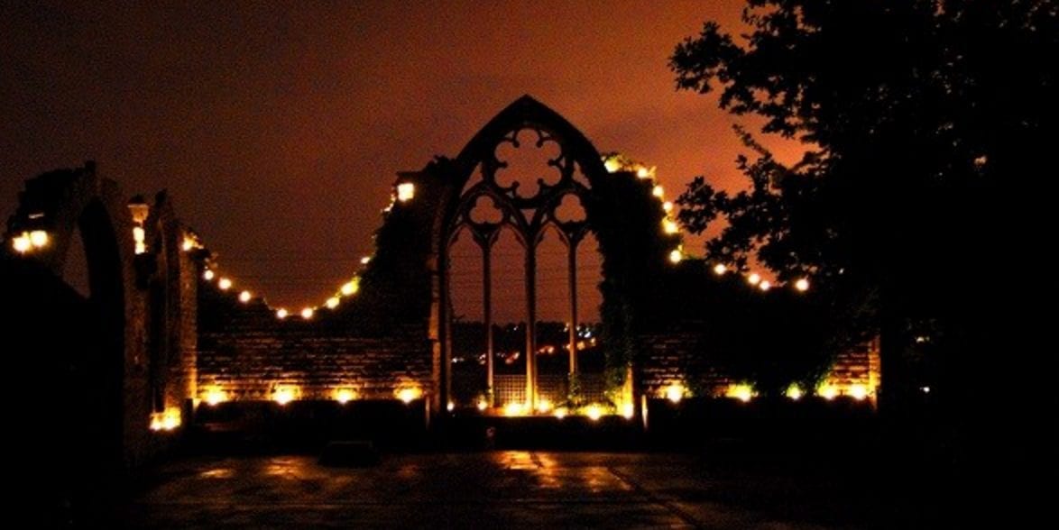 Folly Field wedding venue in Garthorpe