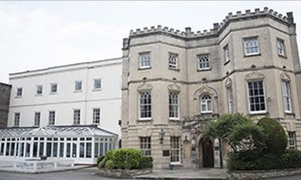 Norfolk Arms Hotel wedding venue in West Sussex
