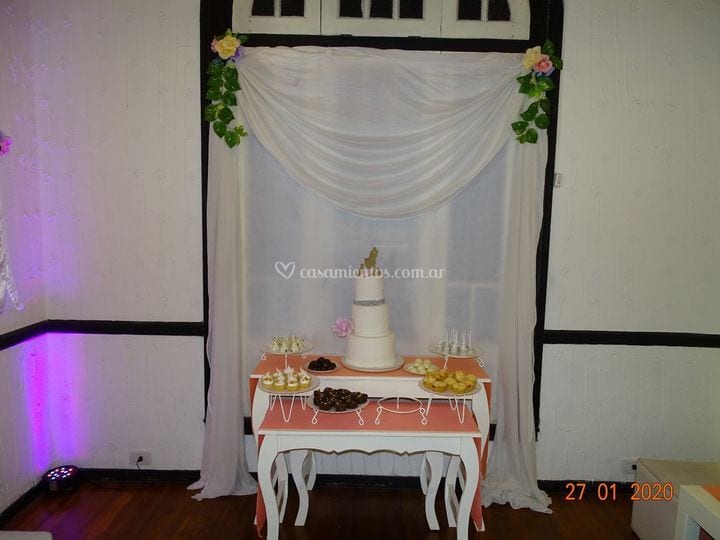Black and White wedding venue in Caballito