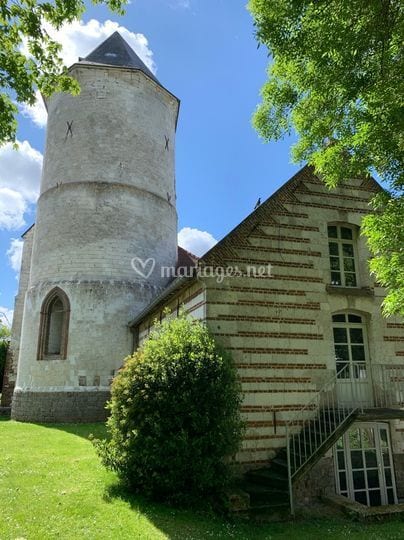 Château de Flesselles wedding venue in Flesselles