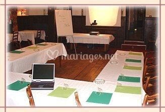 Auberge Les Coteaux wedding venue in Boisemont