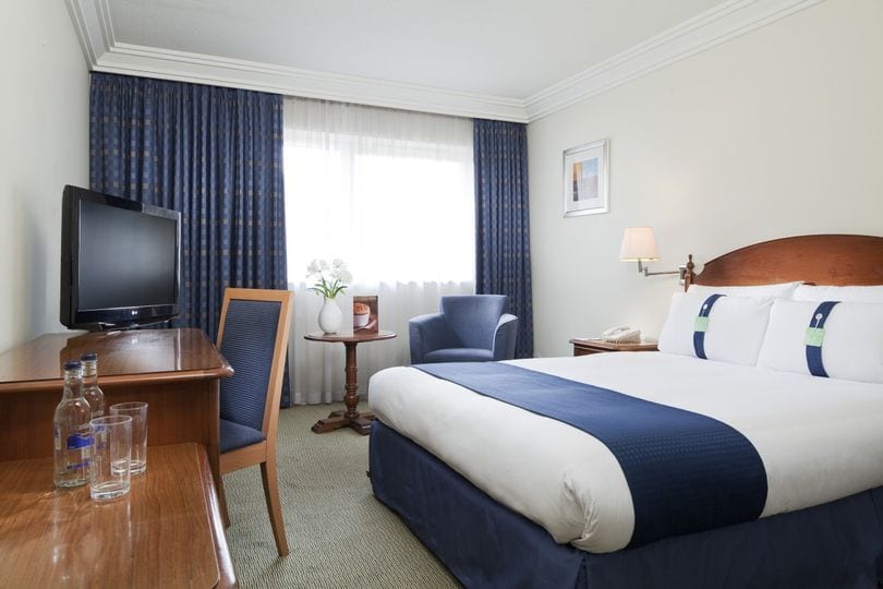 Holiday Inn Swindon wedding venue in Swindon