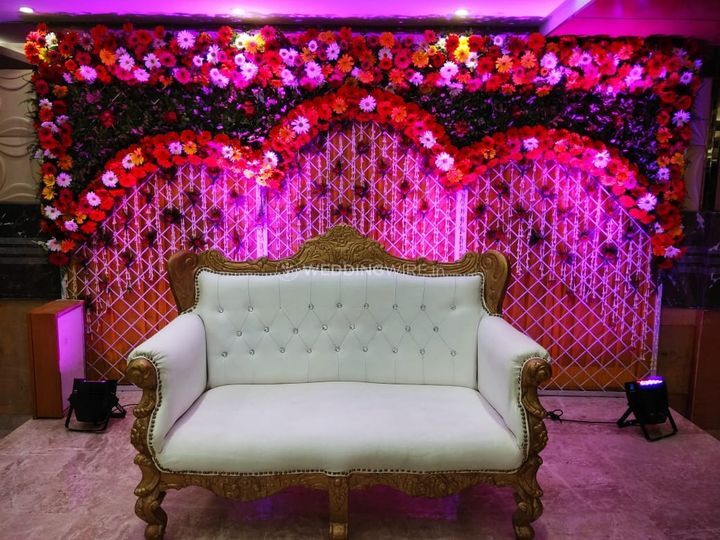 Chandelier by Sandoz wedding venue in Moti Nagar